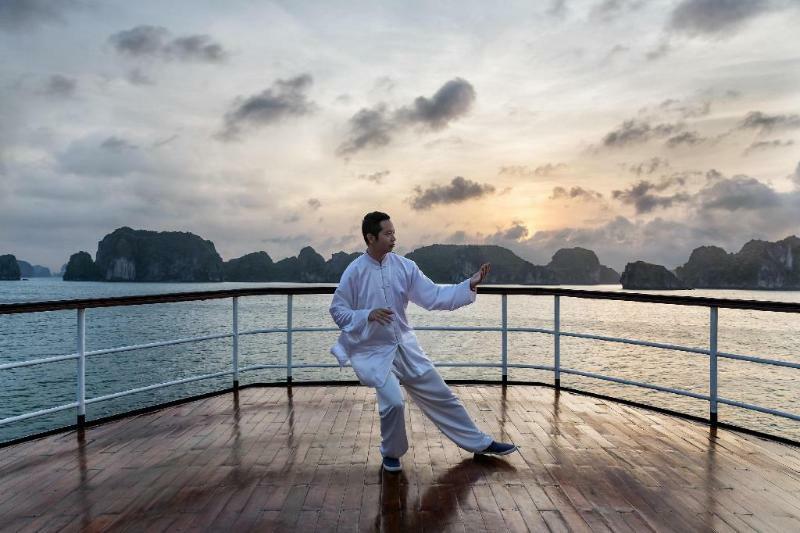 Hotel Emeraude Classic Cruises Ha Long Esterno foto