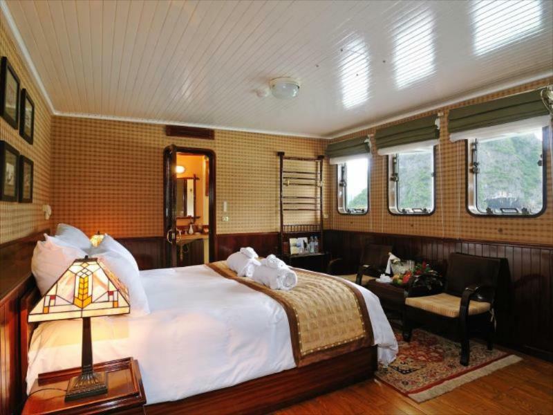 Hotel Emeraude Classic Cruises Ha Long Esterno foto