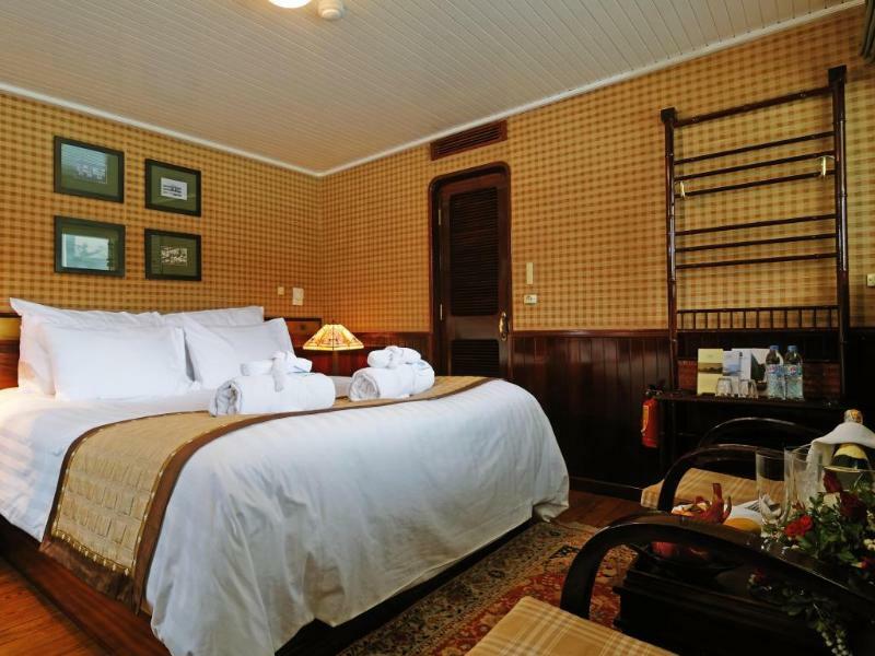 Hotel Emeraude Classic Cruises Ha Long Esterno foto